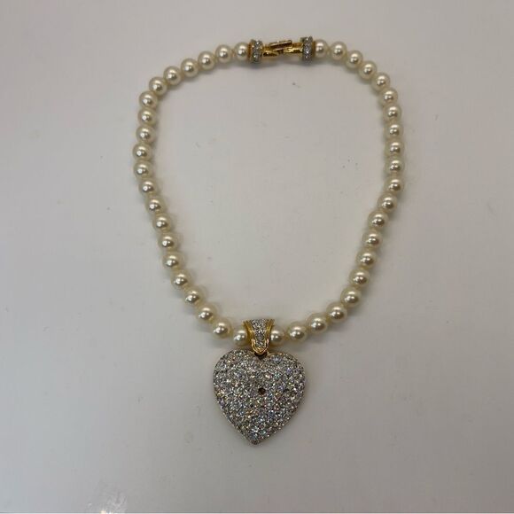 SIGNED SWAROVSKI HEART CRYSTAL PEARL NECKLACE ~ HEART PENDANT RETIRED - Picture 11 of 15